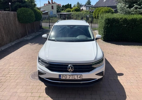 Volkswagen Tiguan cena 125999 przebieg: 19000, rok produkcji 2021 z Konin małe 137